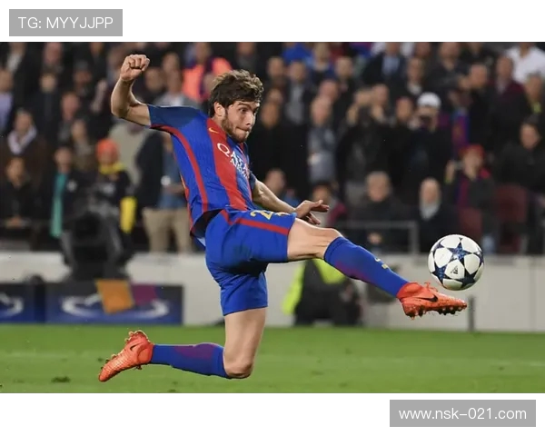 斯卡洛尼：马斯坦托诺与帕斯可共存 梅西能出战将是球队大好消息